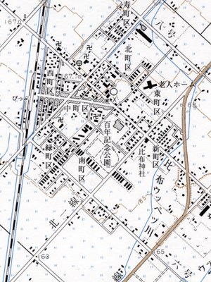 2万5千分の1地形図「比布」（平成8年修正測量）を約1.6倍に拡大。