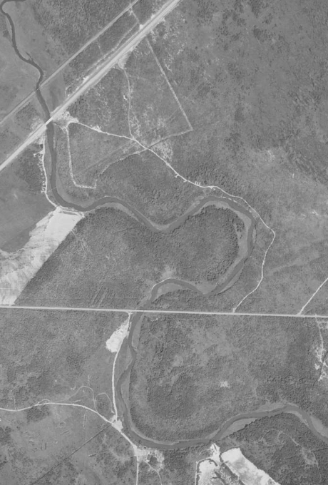 国土地理院「地図・空中写真閲覧サービス」より。