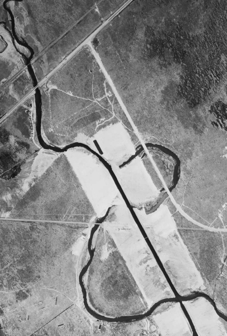 国土地理院「地図・空中写真閲覧サービス」より。